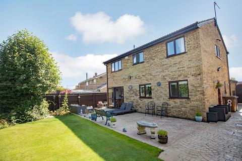 8 Barn Close, Great Oakley, Corby, NN18 8HZ