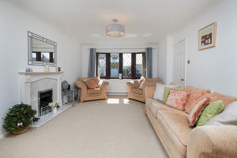 8 Barn Close, Great Oakley, Corby, NN18 8HZ