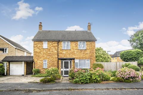 3 bedroom detached house for sale, Cobs Way, Addlestone KT15