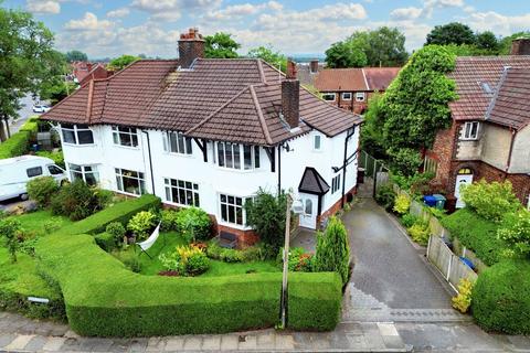 4 bedroom semi-detached house for sale, Perrymead, Prestwich, M25