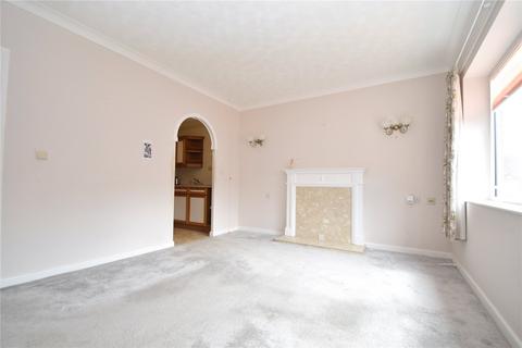 1 bedroom apartment for sale, High Street, Berkshire GU47