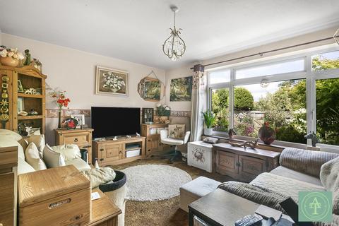 3 bedroom end of terrace house for sale, Enfield Road, EN2