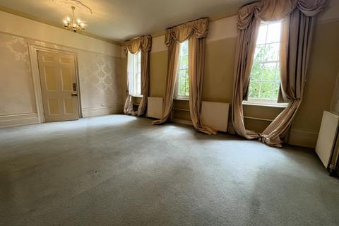 4 bedroom country house to rent, Brentwood