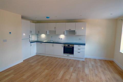 2 bedroom flat to rent, High Street, Heathfield TN21