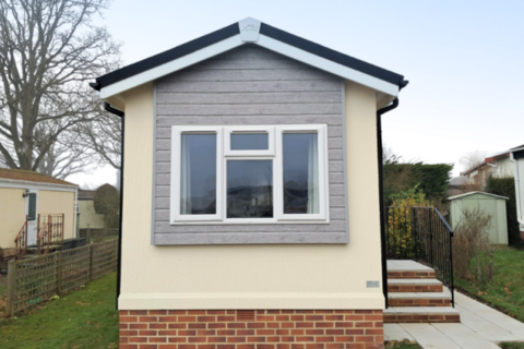 2 bedroom park home for sale, Tonbridge, Kent, TN10