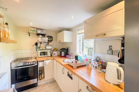 2 bedroom terraced house to rent, Hillside Terrace, South Hill Road, Gravesend, Kent, DA12 1JY