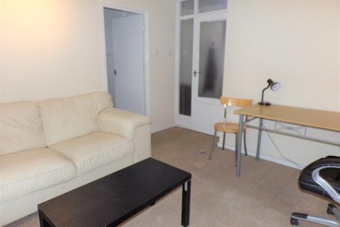 1 bedroom flat to rent, Forest Road, Leytonstone , London E11