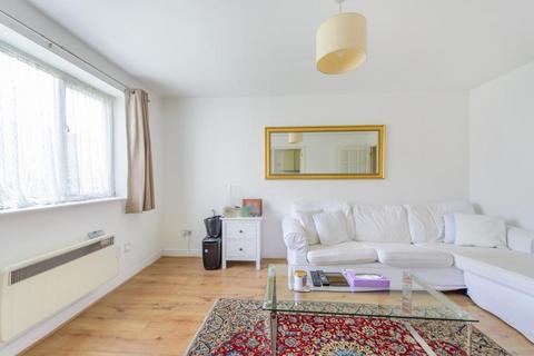 1 bedroom flat for sale, Windmill Drive,  Cricklewood,  NW2