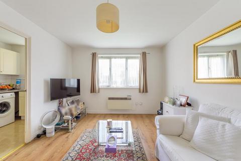 1 bedroom flat for sale, Windmill Drive,  Cricklewood,  NW2