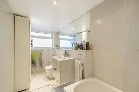 2 bedroom flat for sale, West Hampstead,  London,  NW2