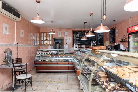 Restaurant to rent, London N16