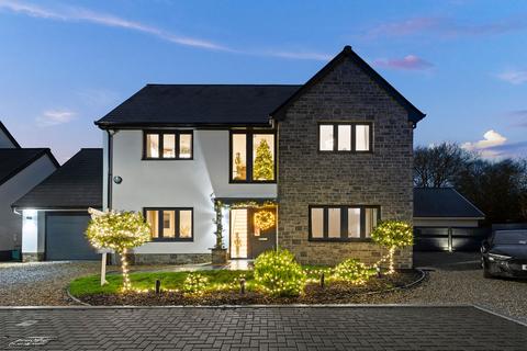 4 bedroom detached house for sale, Beaumont Grove, Upper Killay, Swansea, SA2