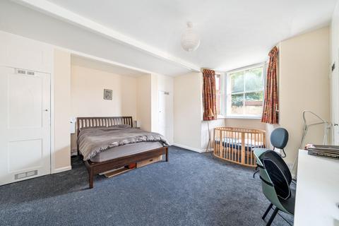 1 bedroom flat for sale, Cheriton Road, Winchester, Hampshire, SO22