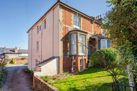 1 bedroom flat for sale, Cheriton Road, Winchester, Hampshire, SO22