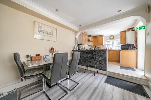 40 Conway Road, London, SE18 1AH