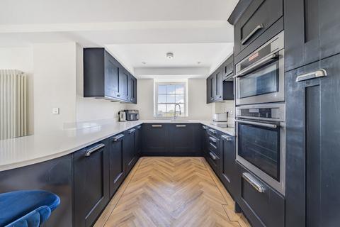 3 bedroom apartment for sale, Marian Gardens, Bromley, Kent