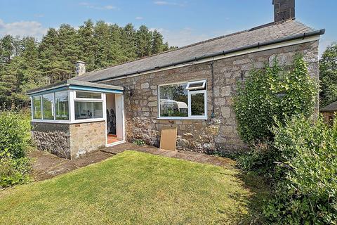 2 bedroom cottage for sale, Overdale, Rochester, Newcastle upon Tyne, Northumberland, NE19 1RH