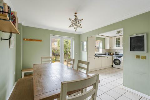 4 bedroom terraced house for sale, Strongs Close, Sherston