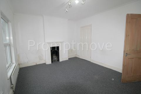 3 bedroom end of terrace house for sale, Baker Street Luton LU1 3PX