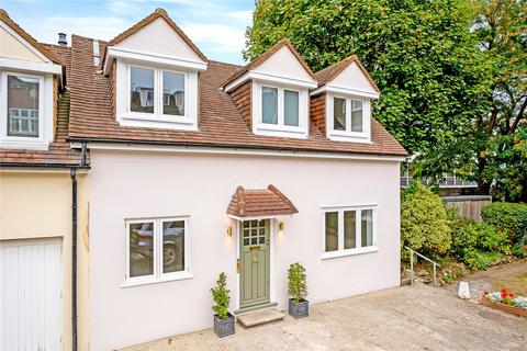 The Gateways, Park Lane, Richmond, TW9