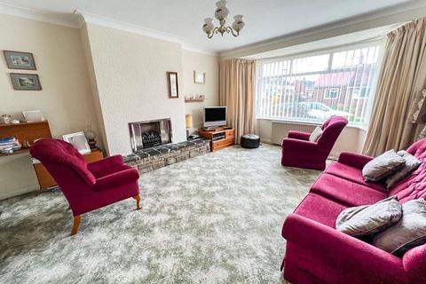 3 bedroom semi-detached house for sale, West Dene Drive, North Shields, Tyne and Wear, NE30 2SZ