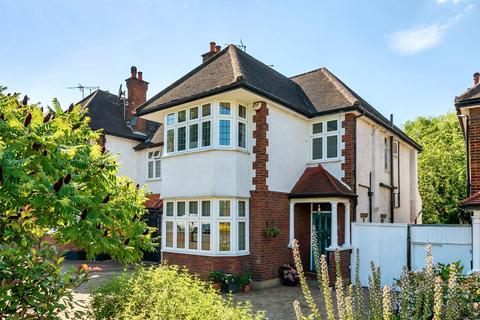 4 bedroom semi-detached house for sale, Bush Hill, Winchmore Hill, N21