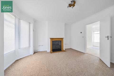 2 bedroom terraced house to rent, Tarring Road, Worthing, West Sussex, BN11