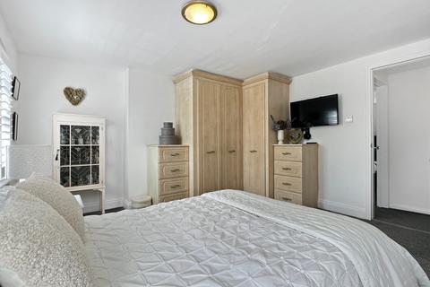 67 Braintree Road, Witham, CM8 2DB