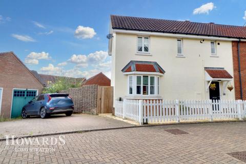 3 bedroom semi-detached house for sale, Springfield Chase, Long Stratton
