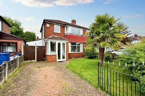 3 bedroom semi-detached house for sale, Windsor Avenue, Whitefield, M45