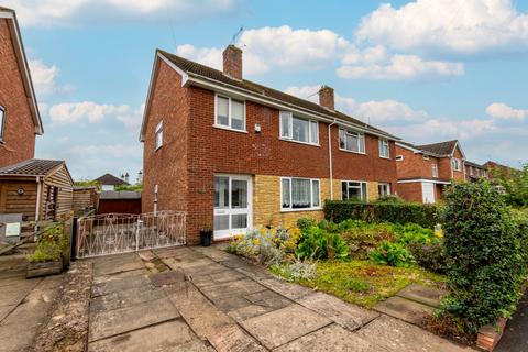 3 bedroom semi-detached house for sale, Stainburn Avenue, Worcester, Worcestershire, WR2