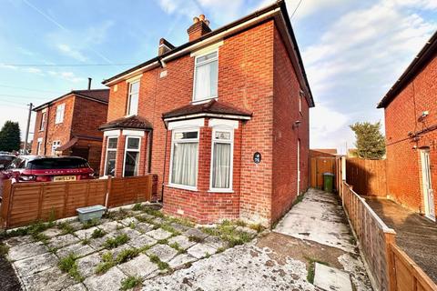 74 Pinegrove Road, Southampton, SO19 2PR