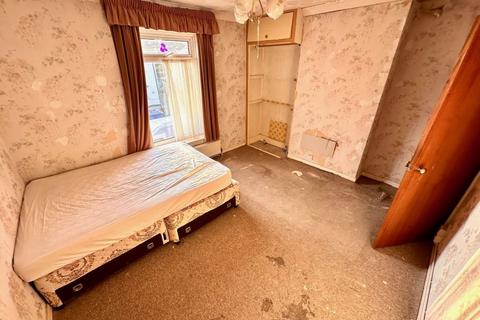 74 Pinegrove Road, Southampton, SO19 2PR