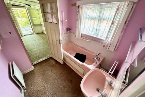 74 Pinegrove Road, Southampton, SO19 2PR