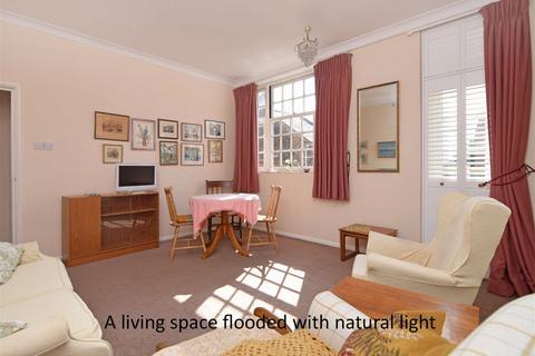 2 bedroom flat for sale, King Street, King's Lynn PE30
