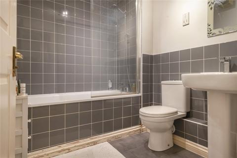 Flat 1, 68 Stainton Road, London, SE6 1AR