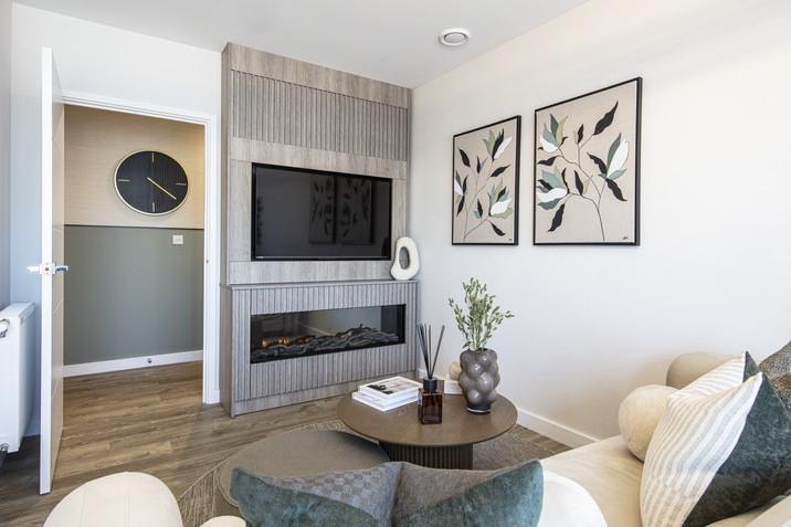 Vb5414762 www.andrewhendry.com16 716x515