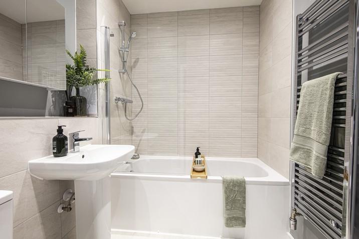 Vb5414752 www.andrewhendry.com7 716x515