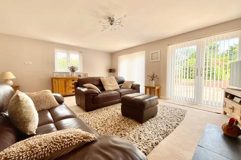 4 bedroom detached house for sale, Caldicot NP26