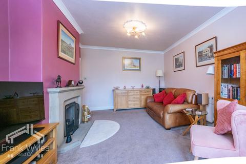3 bedroom semi-detached house for sale, Leach Lane, Lytham St Annes, FY8 3AW
