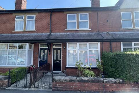 2 bedroom terraced house to rent, Hookstone Avenue, Harrogate, North Yorkshire, HG2