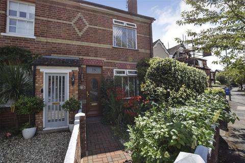 3 bedroom semi-detached house for sale, Guildford Road West, Hampshire GU14