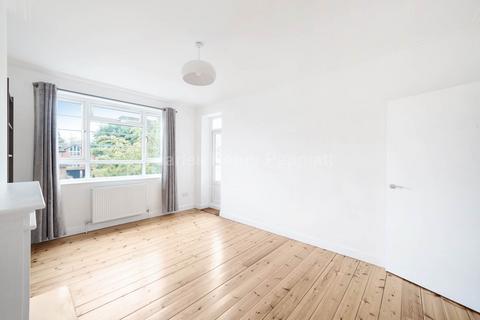 1 bedroom apartment to rent, Sydney Road, Muswell Hill, N10