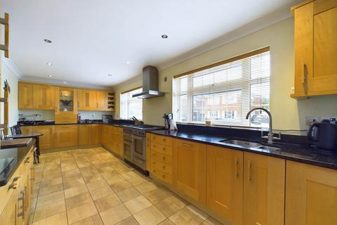 4 bedroom detached house for sale, Williams Way, Princes Risborough HP27