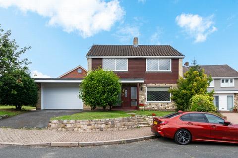 4 bedroom detached house for sale, Quernmore Close, Bromley, BR1