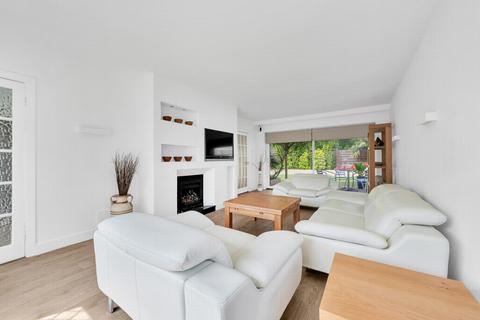 4 bedroom detached house for sale, Quernmore Close, Bromley, BR1