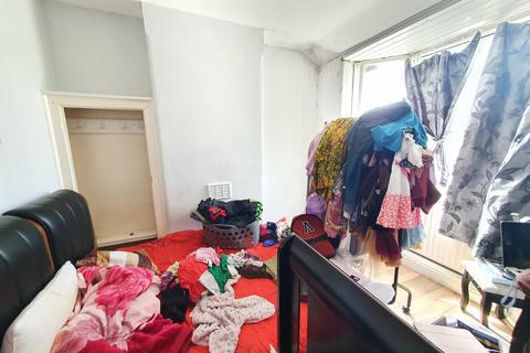 2 bedroom terraced house for sale, Tooting, SW17