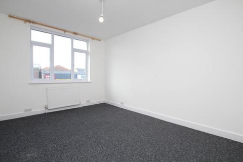 2 bedroom flat to rent, First Floor Flat, Horfield BS7