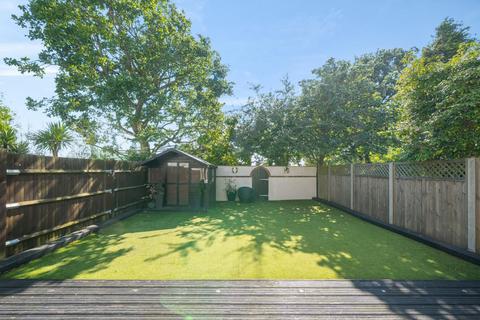40 Heathfield Road, Keston, BR2 6BE