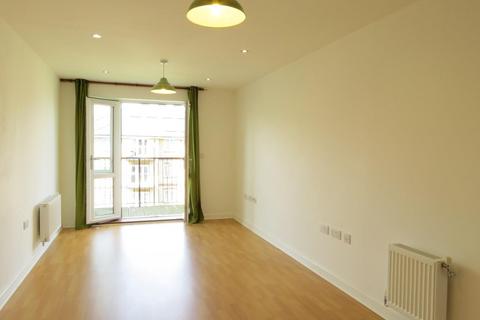 2 bedroom apartment to rent, Worcester Close, Anerley, London, SE20